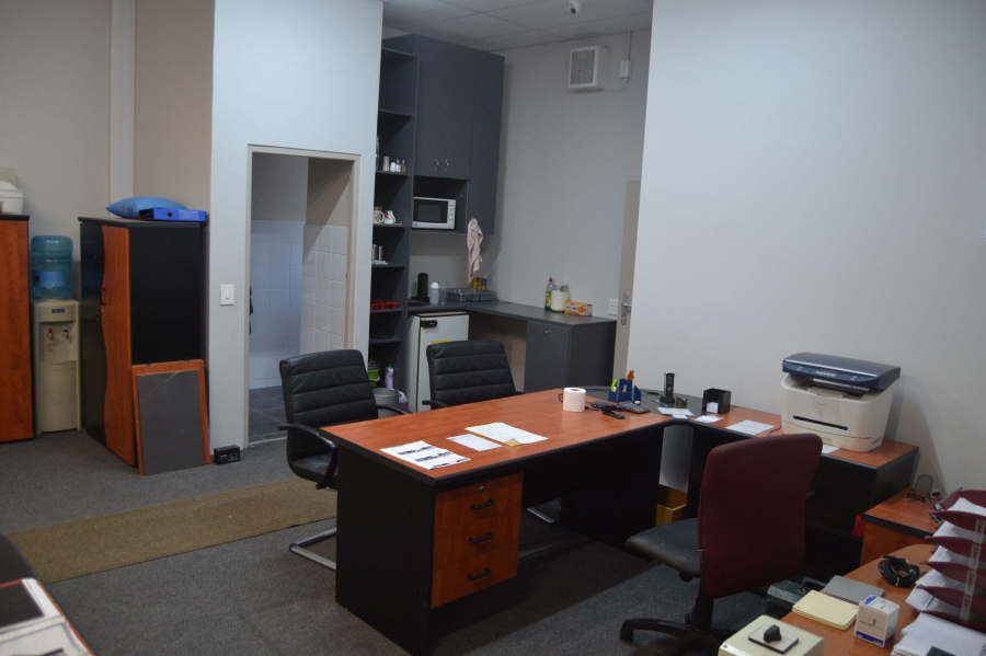 Commercial Property for Sale in Killarney Gardens Western Cape